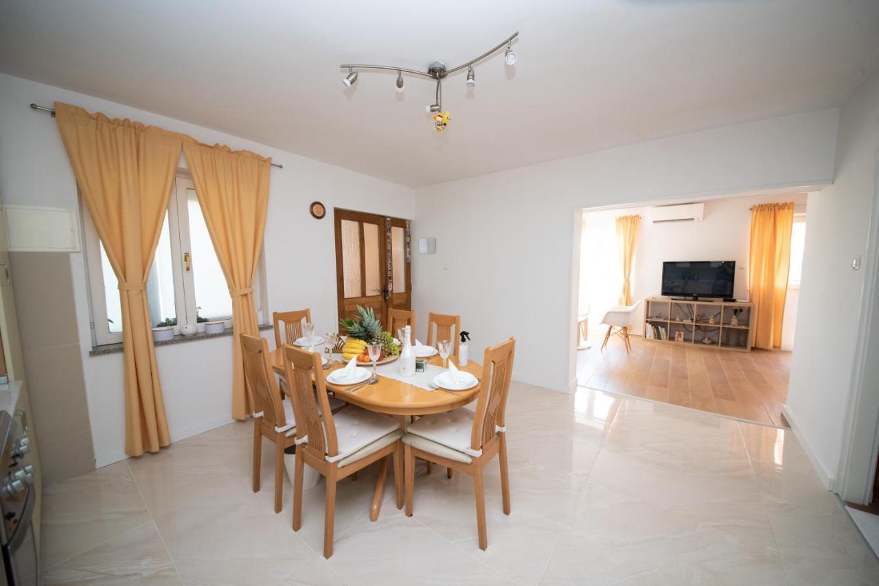 Apartman Sous Les Rochers Grizane-Belgrad Exterior photo