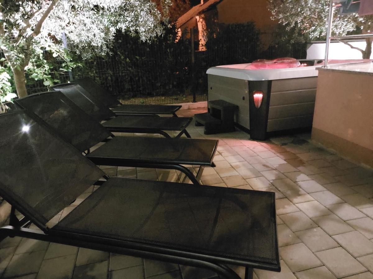 Apartman Sous Les Rochers Grizane-Belgrad Exterior photo